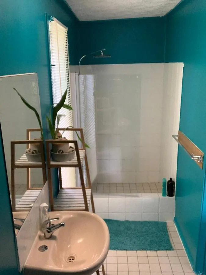 Sea-Esta Apartment Nelly Bay Australia
